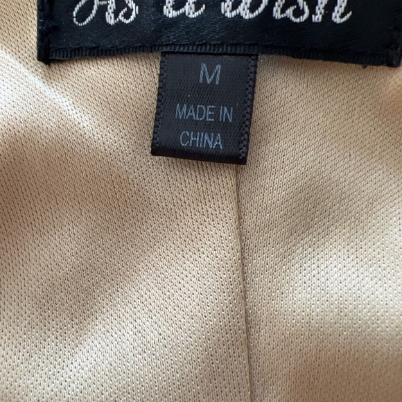 As You Wish NWT Womens Cocktail Dress Lined Gold Sequin Body con  Backless SZ M - Picture 3 of 3